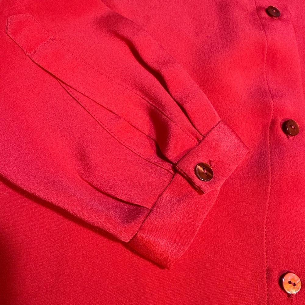 LAN JAENICKE RED SILK BLOUSE WITH BOW❤️ - Picture 8 of 12